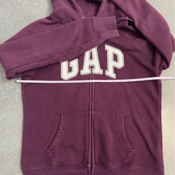 GAP Arch Logo Heavyweight zip Hoodie - Picture 7 of 8